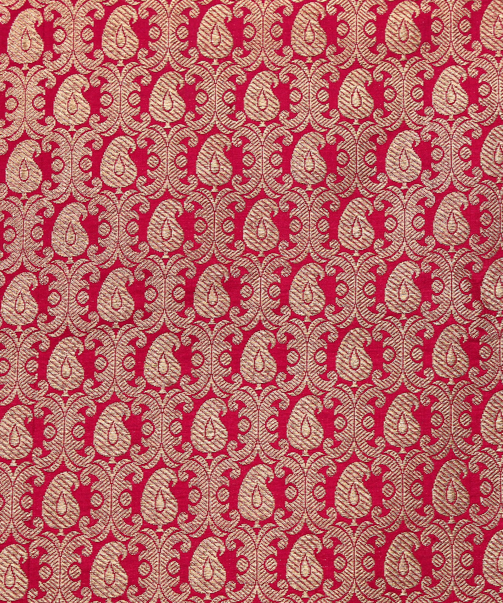 Pink_Handloom_Pure_Katan_Silk_Paisley_Brocade_Fabric_WeaverStory_02
