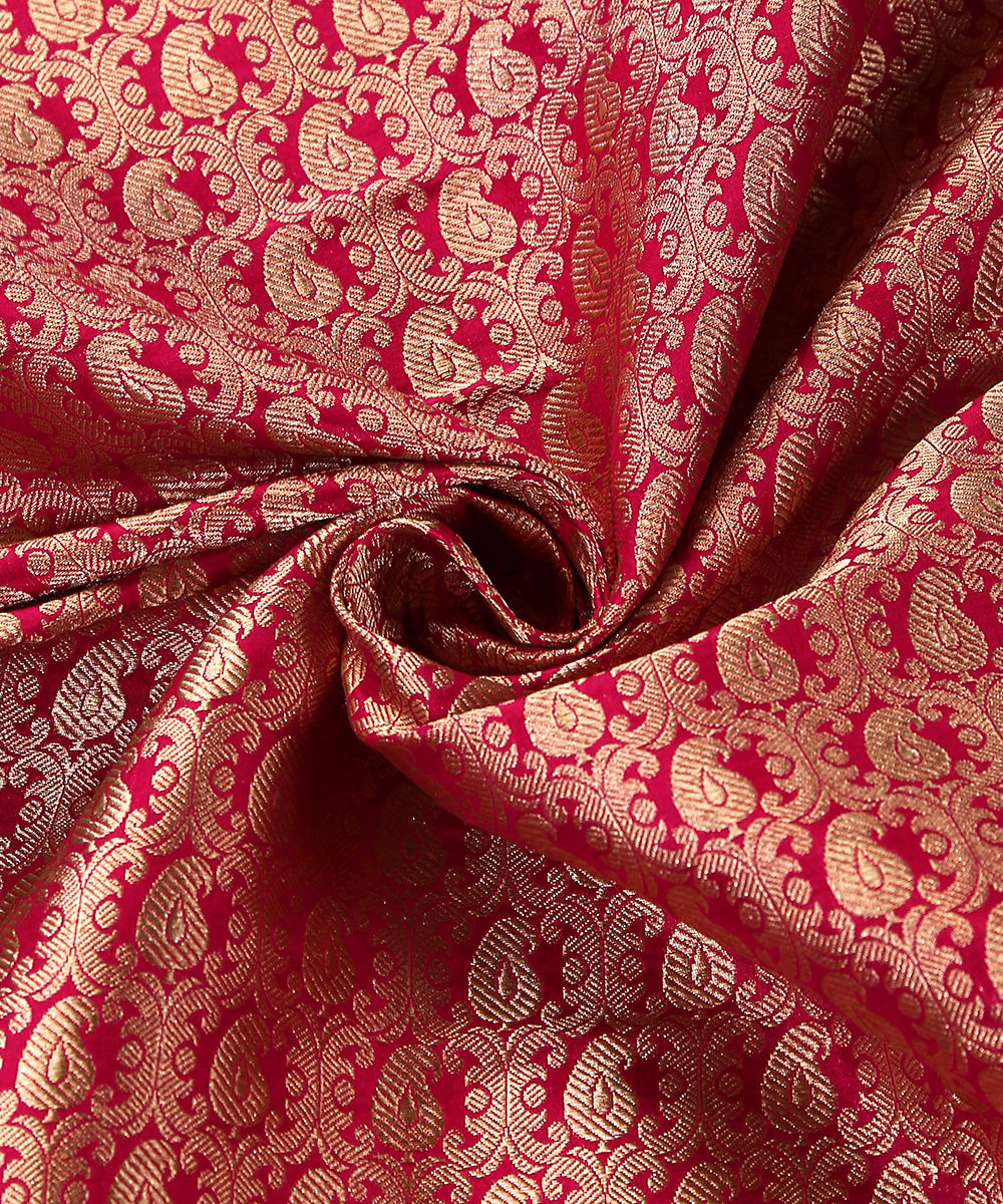 Pink_Handloom_Pure_Katan_Silk_Paisley_Brocade_Fabric_WeaverStory_05