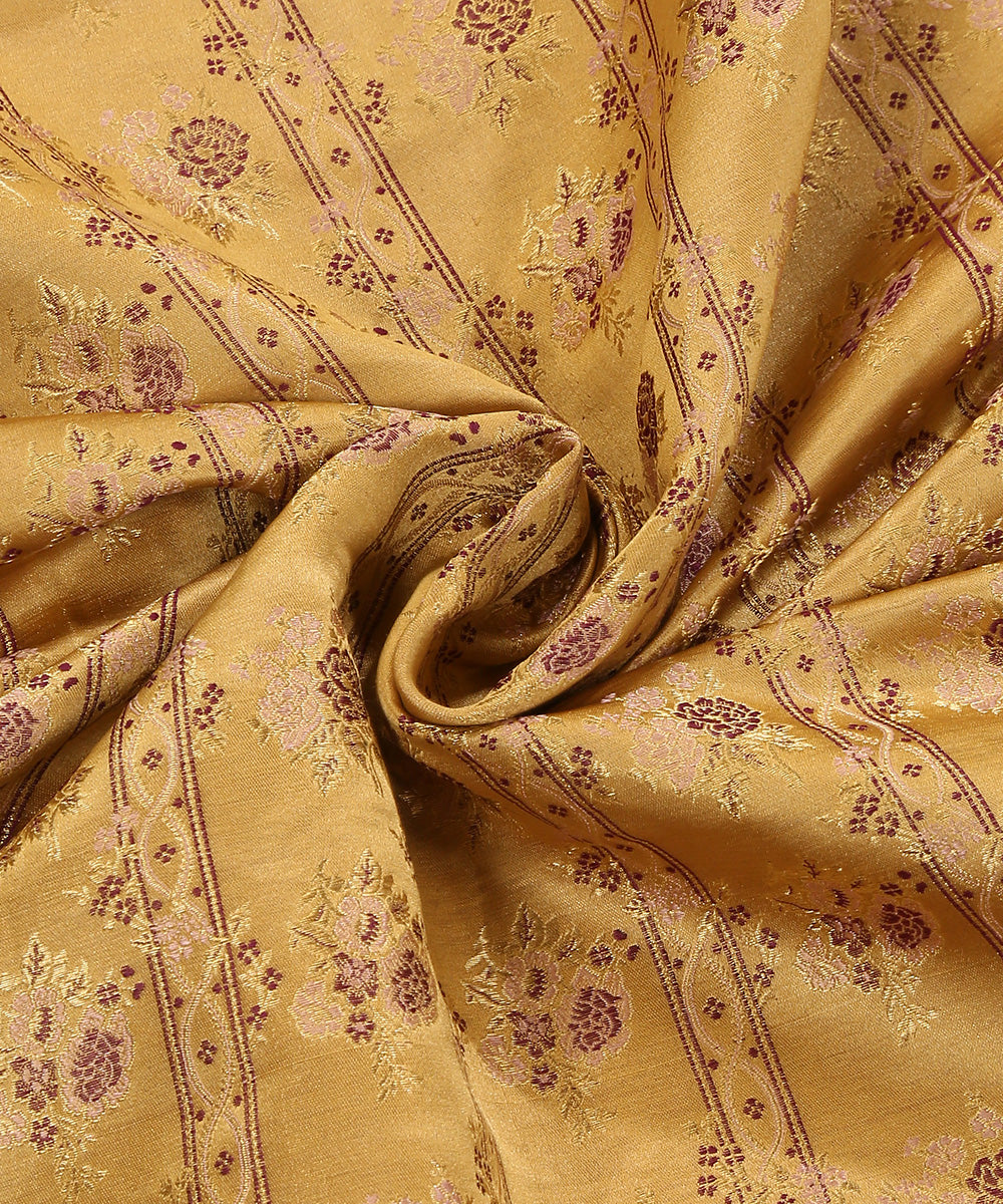 Handloom_Mustard_Jamawar_Pure_Satin_Banarasi_Fabric_With_Meenakari_WeaverStory_05