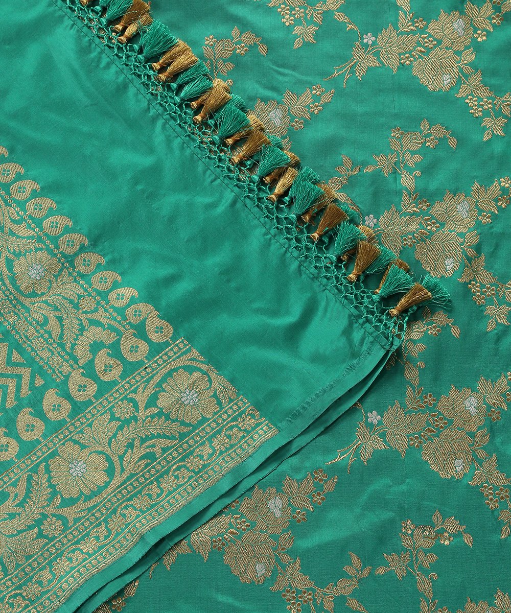 Firozi_Handloom_Kadhwa_Jangla_Banarasi_Dupatta_in_Katan_Silk_with_Lace_Border_WeaverStory_05