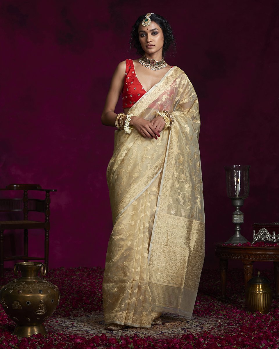 Gold_Handloom_Banarasi_Tissue_Kadhwa_Jangla_Saree_WeaverStory_02