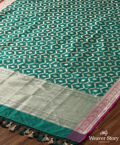 Green_Handloom_Cutwork_Banarasi_Dupatta_with_all_Over_Jaal_WeaverStory_02