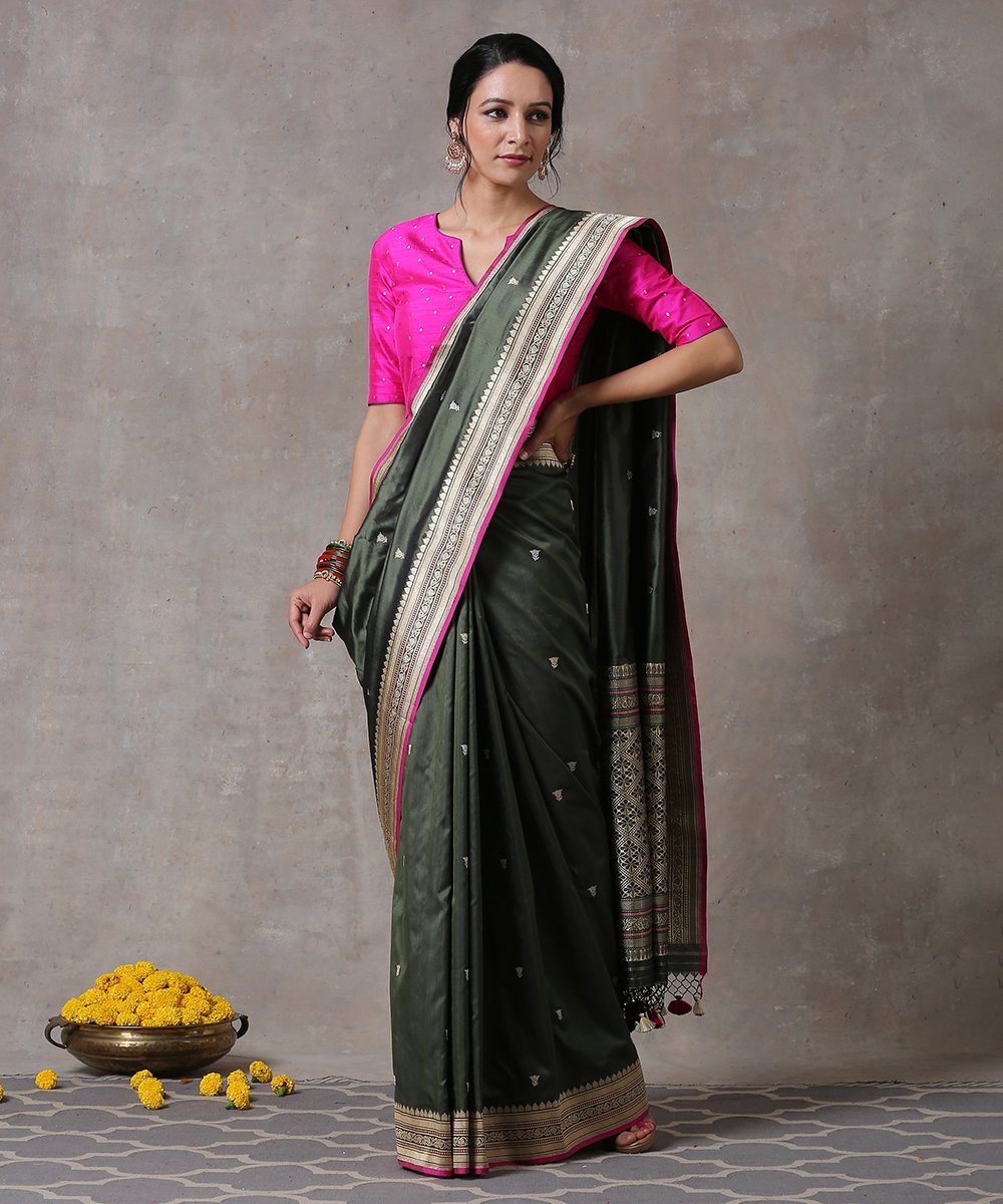 Green_Handloom_Pure_Katan_Silk_Banarasi_Saree_With_Kadhwa_Booti_and_Gold_Border_WeaverStory_01