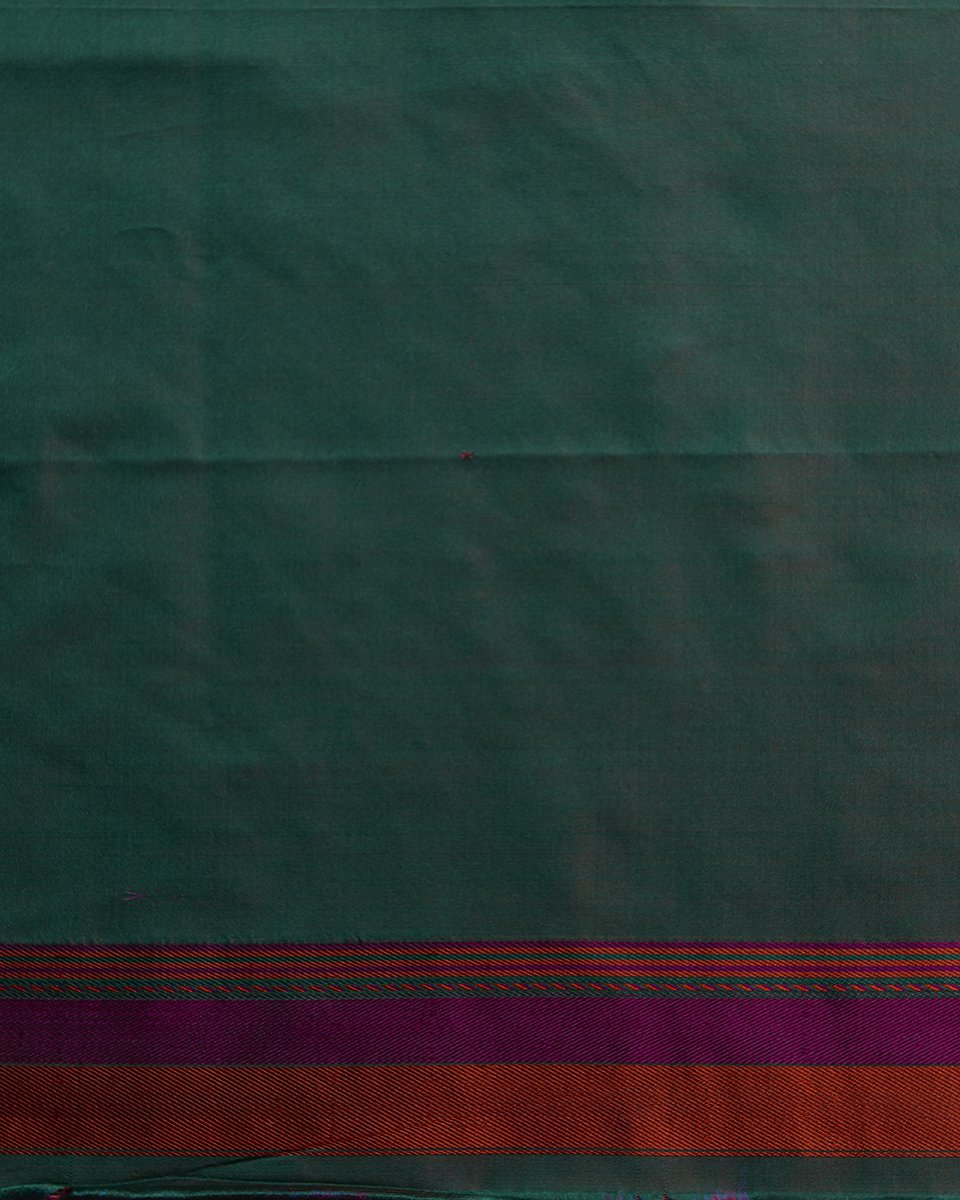 Green_Pashmina_Handloom_Pure_Katan_Silk_Jamawar_Banarasi_Saree_With_Mustard_And_Purple_Meenakari_And_Purple_Border_WeaverStory_05