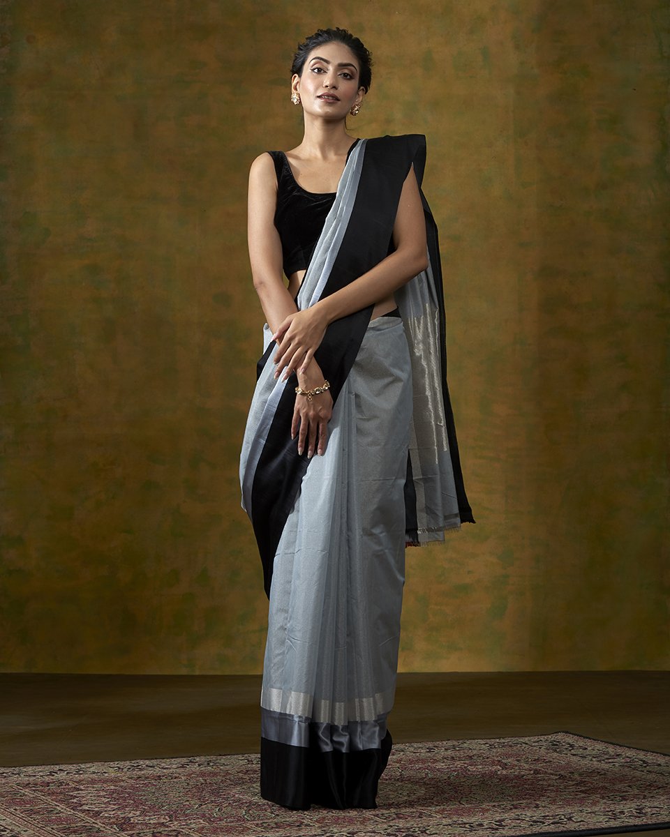 Grey_Handloom_Cotton_Tissue_Banarasi_Saree_with_Black_Mashroo_Border_WeaverStory_02