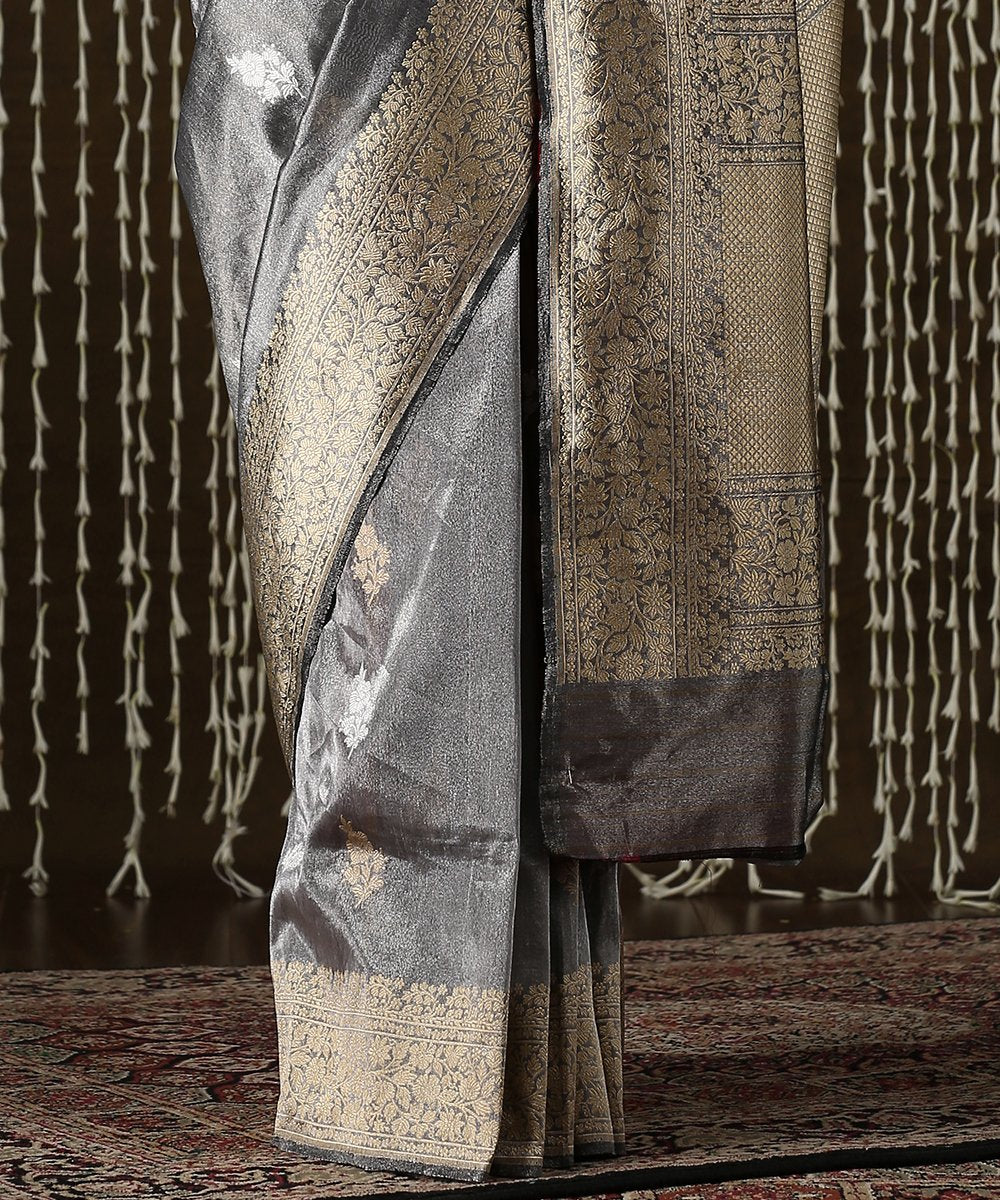 Grey_Handloom_Tissue_Banarasi_Saree_with_Kadhwa_Weave_and_Boota_Design_WeaverStory_04