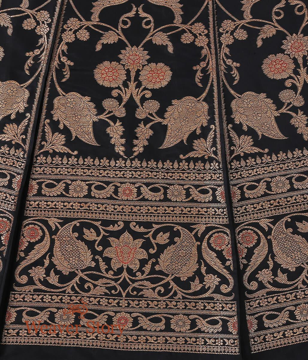 Handloom_Black_Heavy_Lehenga_with_Antique_Zari_WeaverStory_04