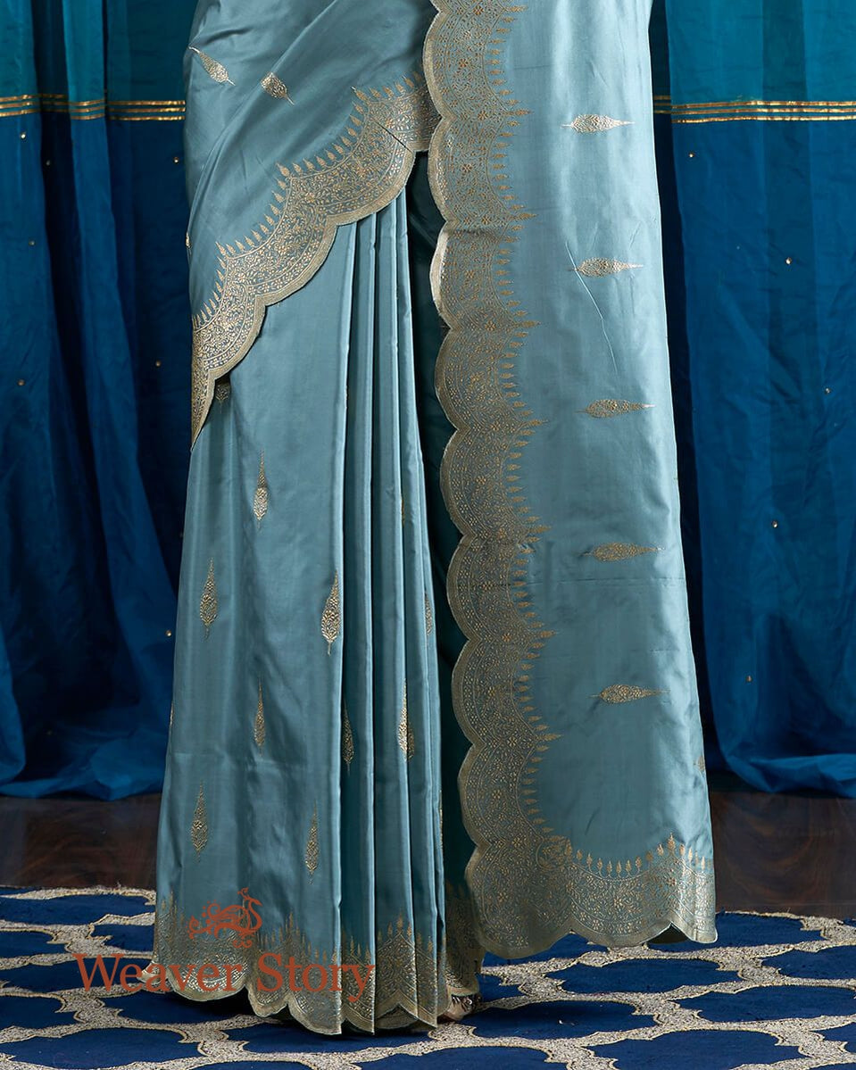 Handloom_Duck_Egg_Blue_Banarasi_Silk_Saree_with_Scalloped_Borders_WeaverStory_04