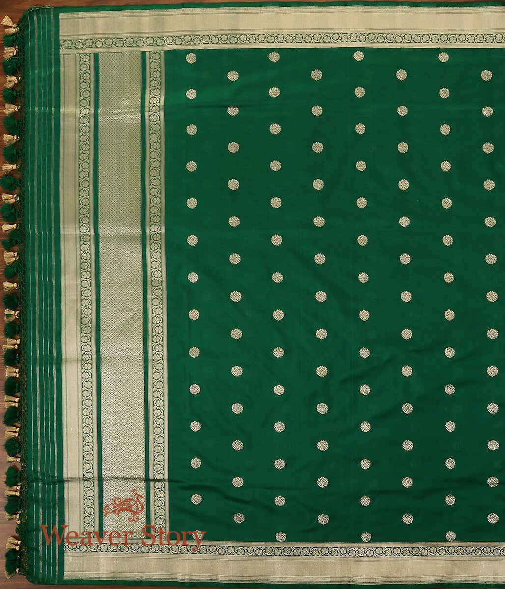 Handloom_Banarasi_Silk_Dupatta_in_Emerald_Green_with_Kadhwa_Booti_WeaverStory_02