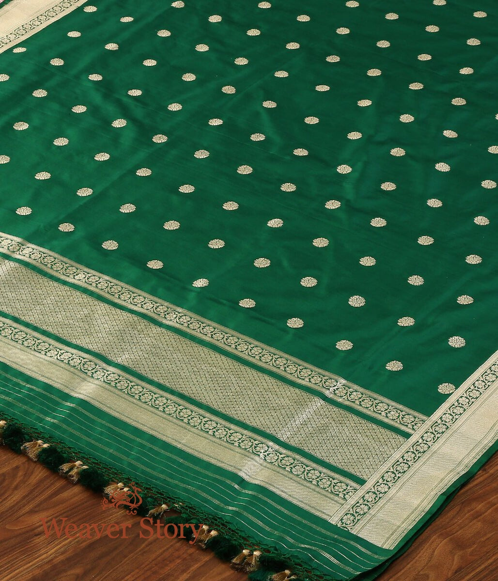 Handloom_Banarasi_Silk_Dupatta_in_Emerald_Green_with_Kadhwa_Booti_WeaverStory_03