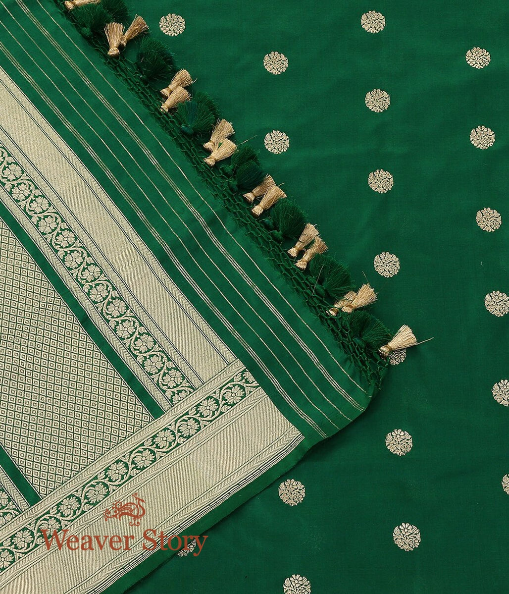 Handloom_Banarasi_Silk_Dupatta_in_Emerald_Green_with_Kadhwa_Booti_WeaverStory_04