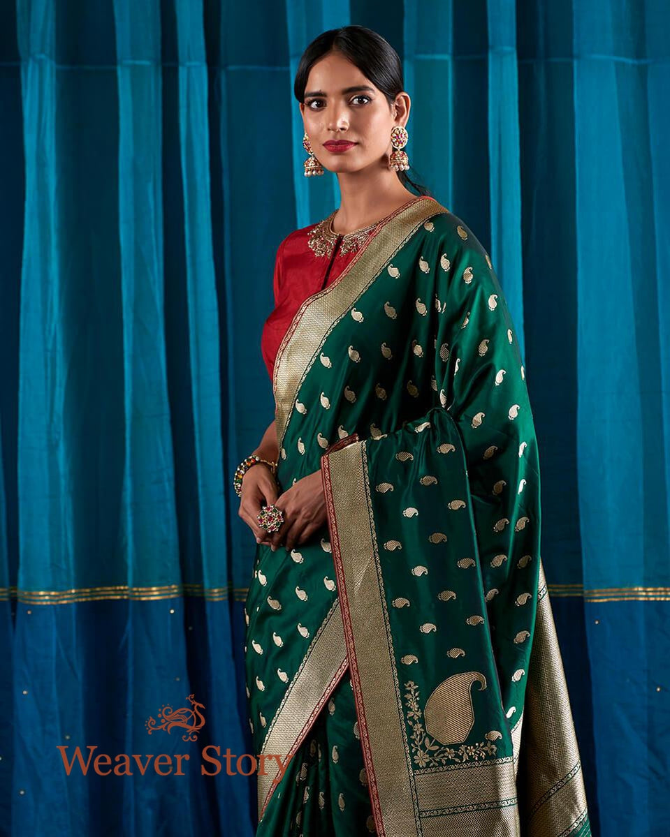 Handloom_Pure_Katan_Silk_Banarasi_Saree_with_Kadhwa_Booti_and_Konia_Motif_WeaverStory_01