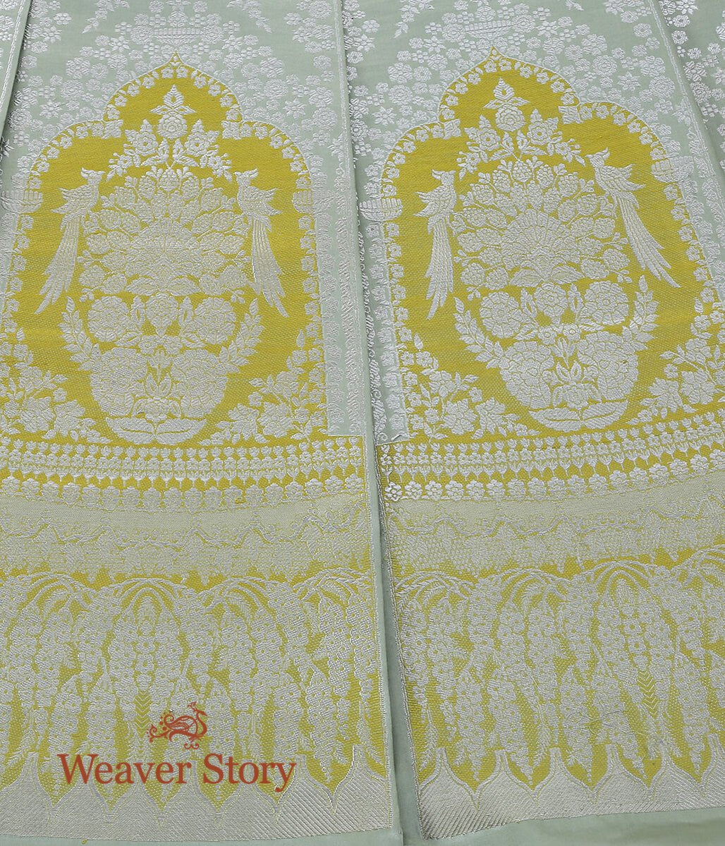 Handloom_Light_Green_Pure_Satin_Silk_Banarasi_Lehenga_WeaverStory_05