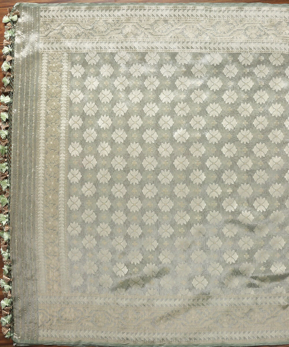 Handloom_Light_Green_Banarasi_Tissue_Patola_Dupatta_with_Gold_and_Silver_Zari_WeaverStory_02