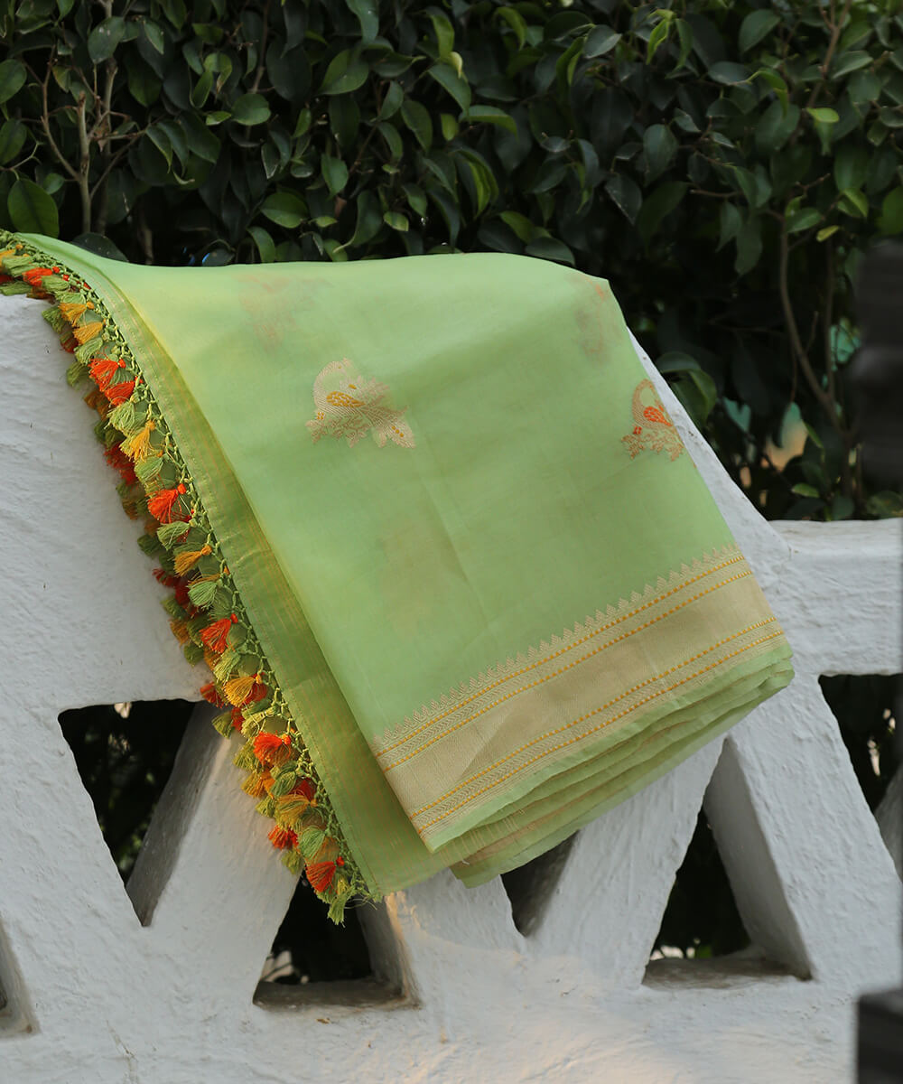 Handloom_Lime_Green_Banarasi_Organza_Dupatta_with_Peacock_Motifs_WeaverStory_01