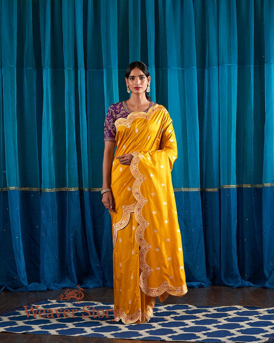 Handloom_Banarasi_Silk_Saree_in_Mustard_with_an_Elegant_Scalloped_Border_WeaverStory_02