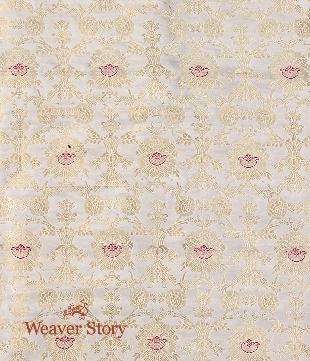 Handloom_Offwhite_Kimkhab_Brocade_Fabric_WeaverStory_04