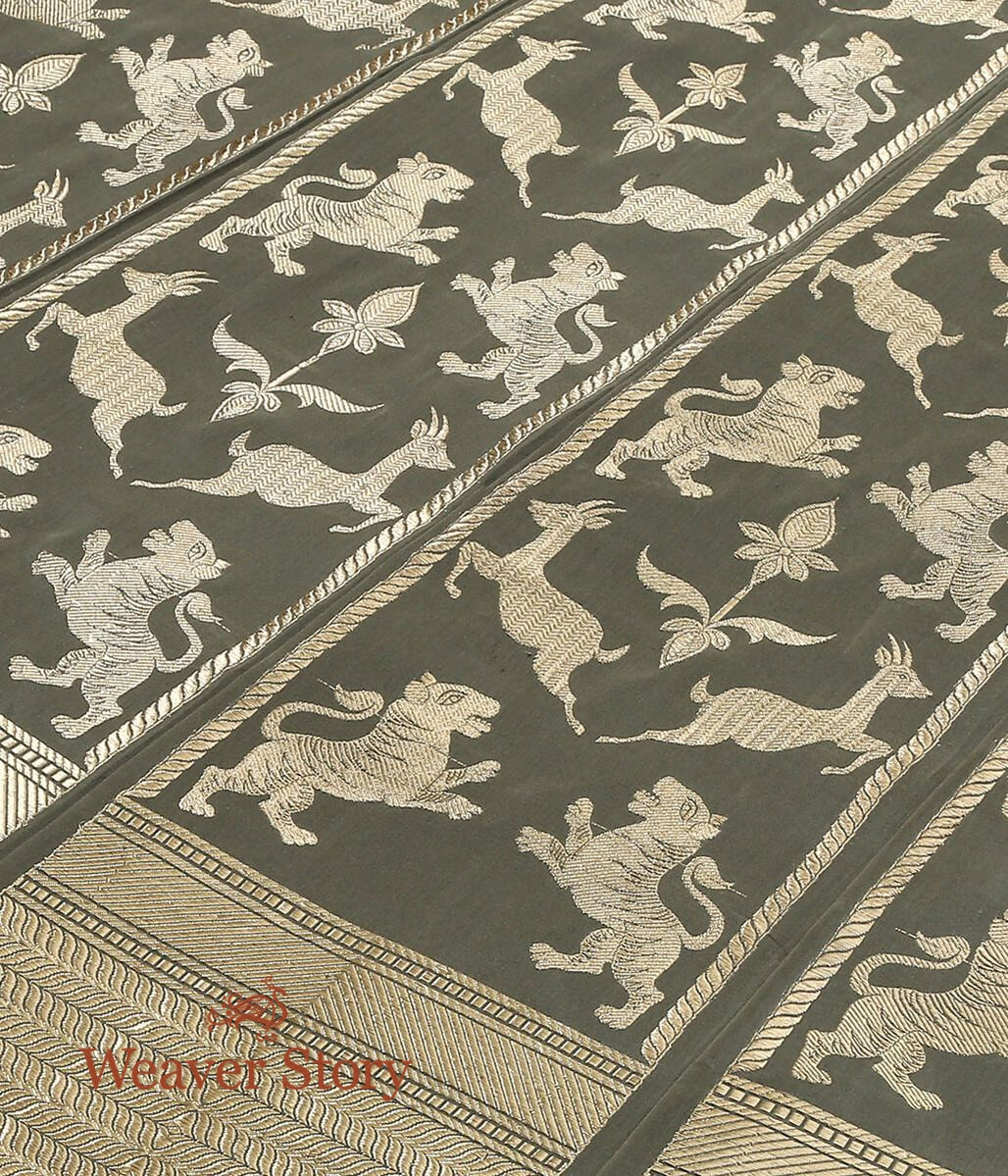 Handloom_Pure_Satin_Silk_Grey_Banarasi_Shikargah_Lehenga_with_Kadhwa_Weave_WeaverStory_03