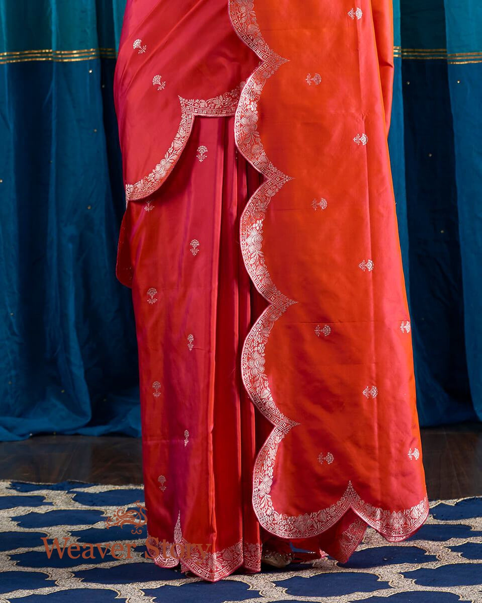 Handloom_Pink_and_Orange_Dual_Tone_Banarasi_Silk_Saree_with_Scalloped_Border_WeaverStory_04