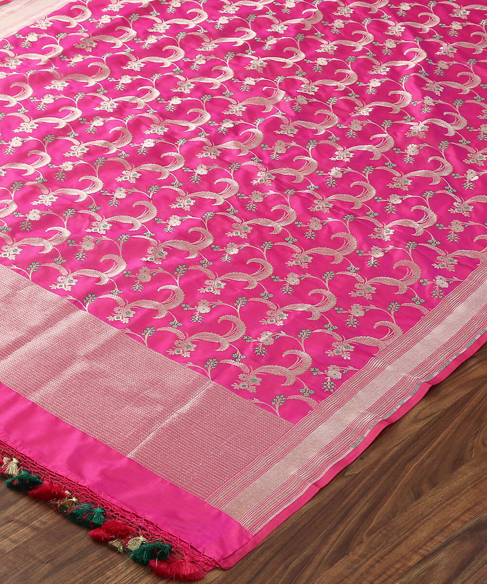 Pink_Pure_Katan_Silk_Banarasi_Handloom_Dupatta_with_Meenakari_WeaverStory_03