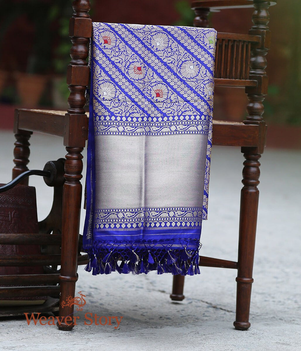 Handloom_Blue_Banarasi_Kimkhab_Dupatta_woven_in_Pure_Katan_silk_WeaverStory_01