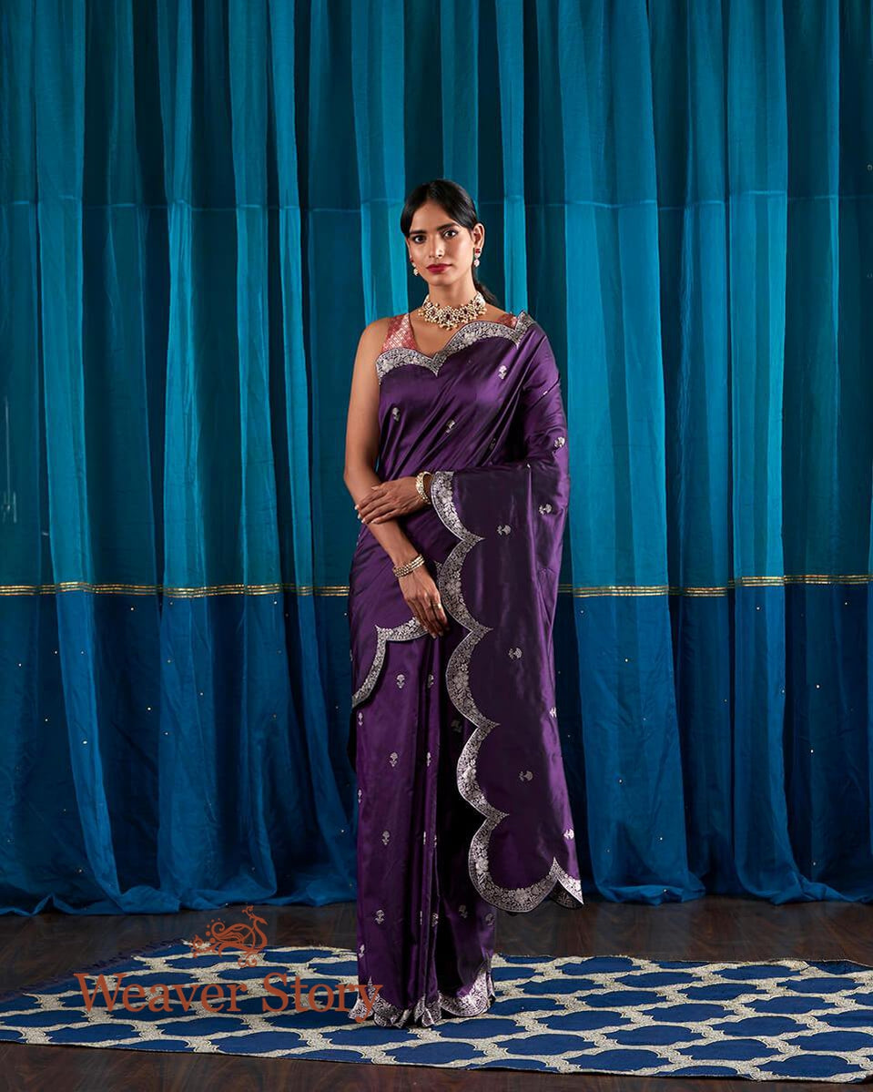 Handloom_Deep_Purple_Banarasi_Silk_Saree_with_Scalloped_Borders_and_a_Red_Brocade_Blouse_WeaverStory_02