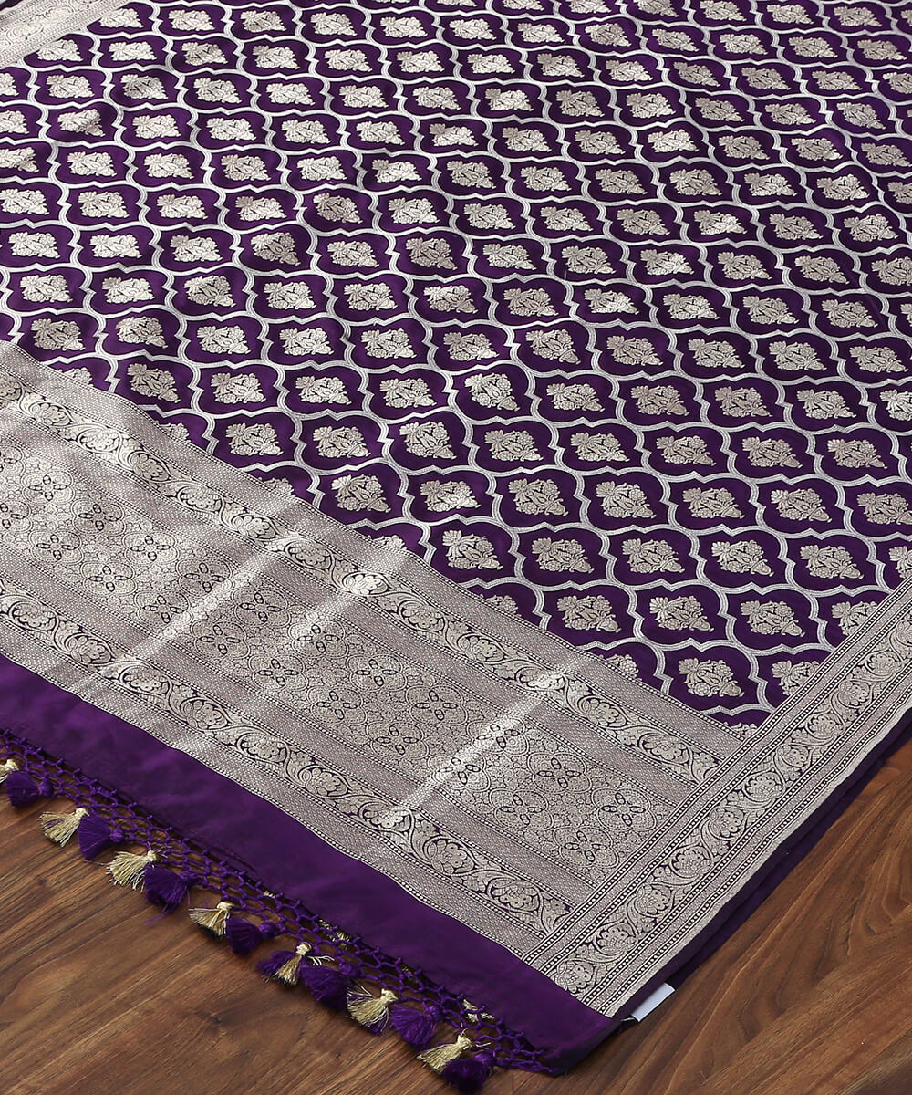 Handloom_Purple_Pure_Katan_Silk_Banarasi_Dupatta_WeaverStory_03
