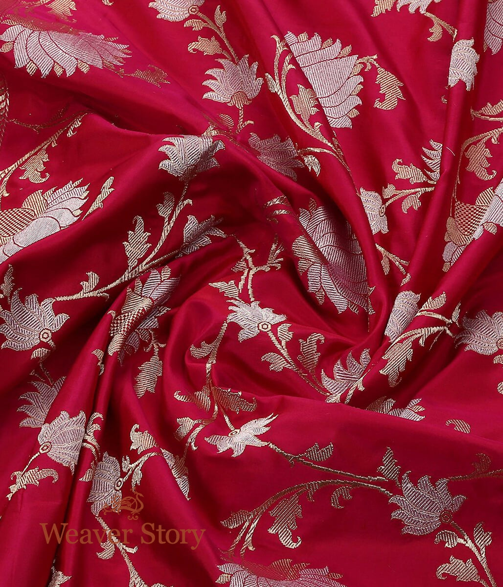 Handloom_Rani_Pink_Banarasi_Jangla_Dupatta_woven_with_Floral_Motifs_WeaverStory_05