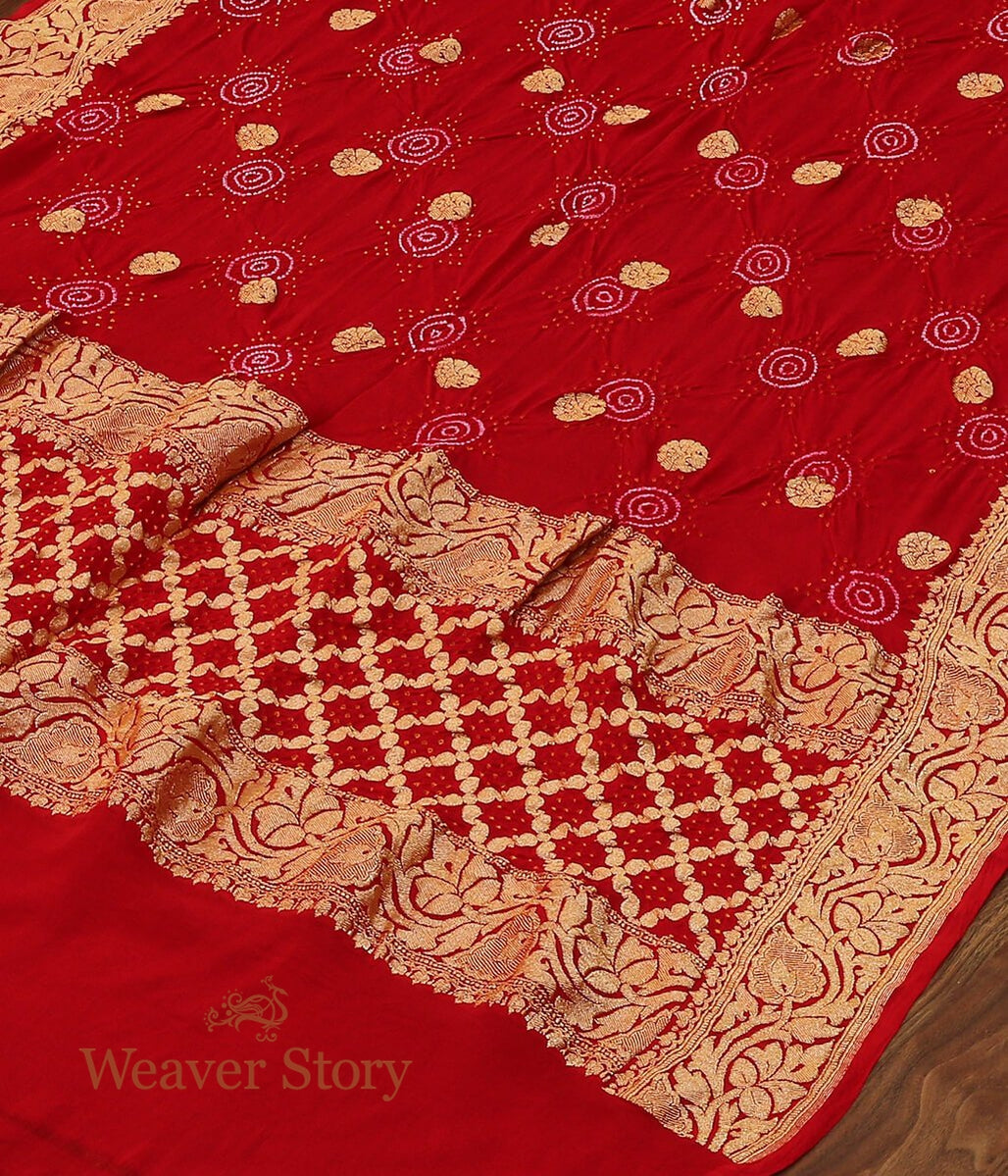 Handloom_Red_Banarasi_Bandhej_Dupatta_WeaverStory_03