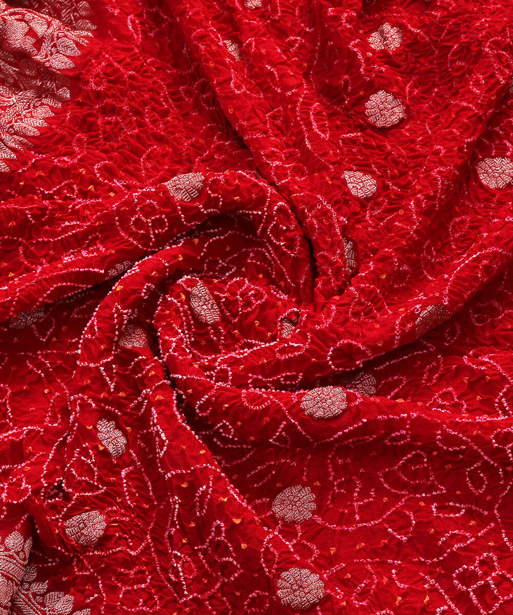 Handloom_Red_Banarasi_Bandhej_Dupatta_with_Kadhwa_Booti_WeaverStory_05