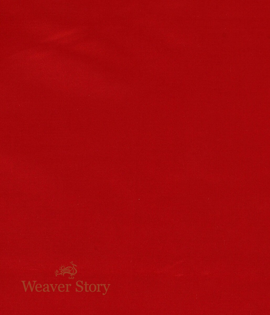 Handloom_Red_Pure_Satik_Silk_Kadhwa_Banarasi_Lehenga_WeaverStory_06