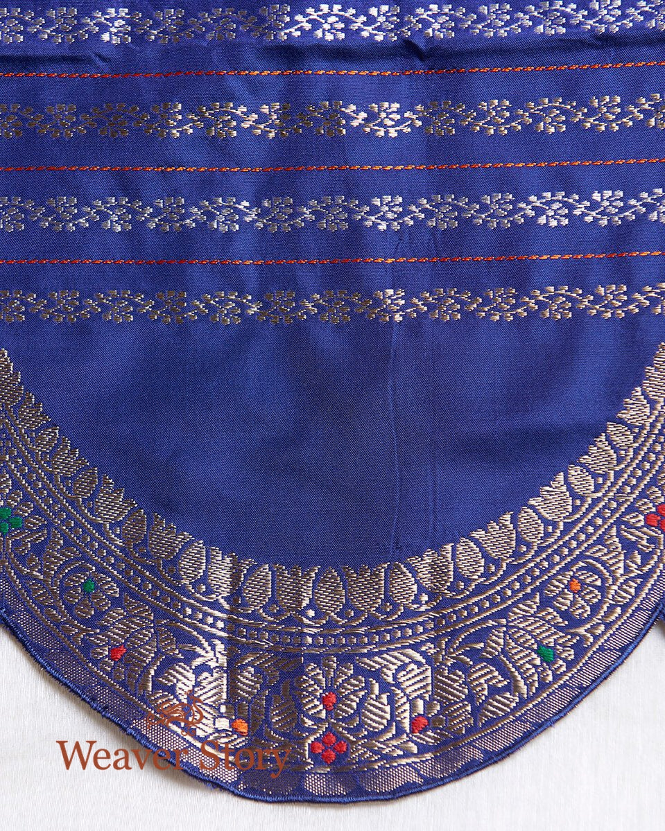 Handloom_Red_Banarasi_Silk_Saree_with_Scalloped_Borders_WeaverStory_05