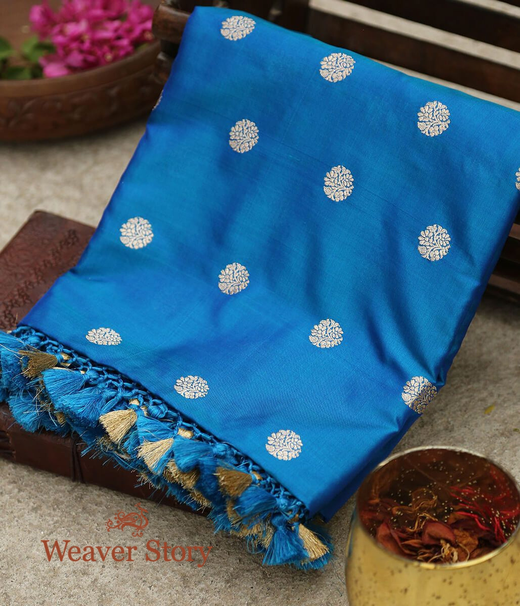 Handloom_Banarasi_Silk_Dupatta_in_Blue_with_Kadhwa_Booti_WeaverStory_01