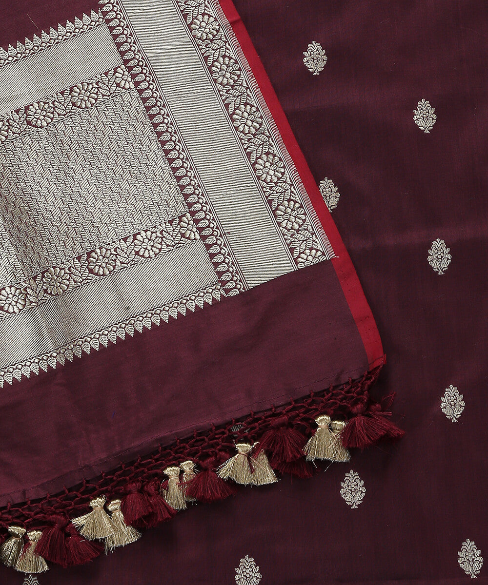 Handloom_Wine_Pure_Katan_Silk_Banarasi_Dupatta_with_Kadhwa_Booti_WeaverStory_04