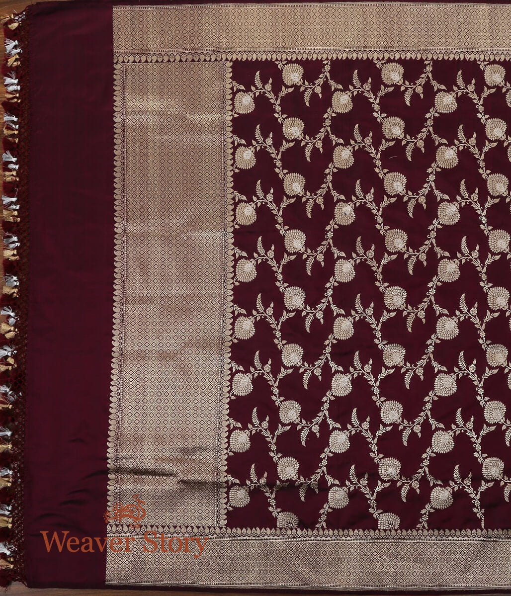 Handloom_Wine_Banarasi_Jangla_Dupatta_Woven_with_Fine_Gold_and_Silver_Zari_WeaverStory_02
