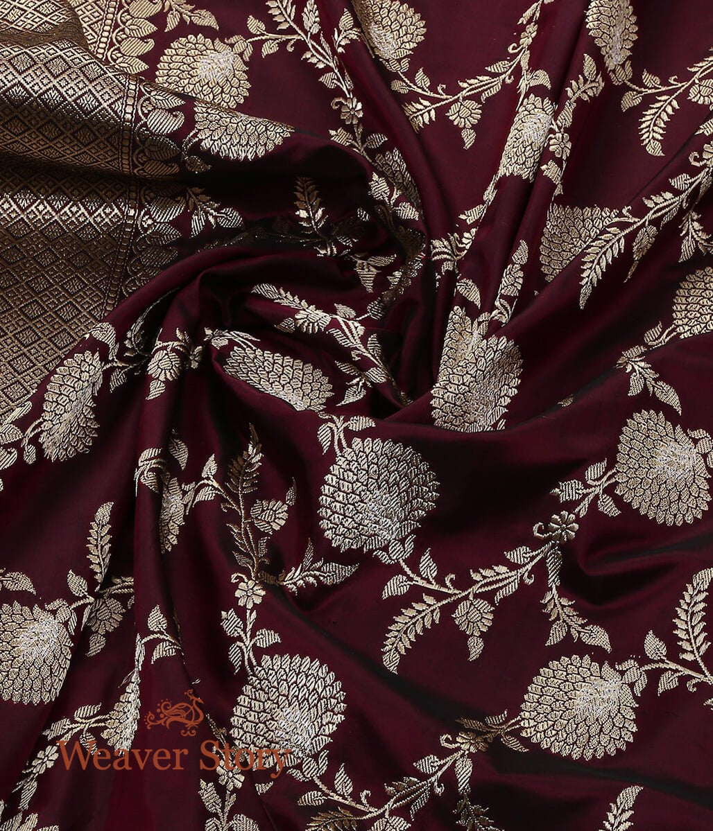 Handloom_Wine_Banarasi_Jangla_Dupatta_Woven_with_Fine_Gold_and_Silver_Zari_WeaverStory_05