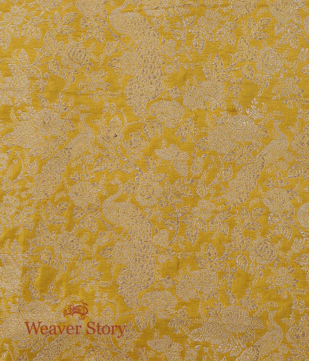 Handloom_Yellow_Mor_Bagh_Shikargah_Fabric_WeaverStory_03