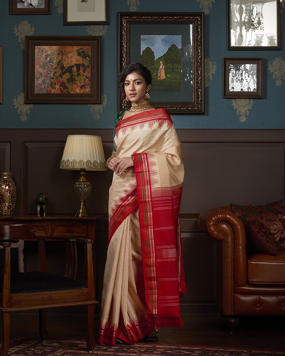 Handloom_Beige_Self_Striped_Kanjivaram_Saree_With_Red_Temple_Border_WeaverStory_02
