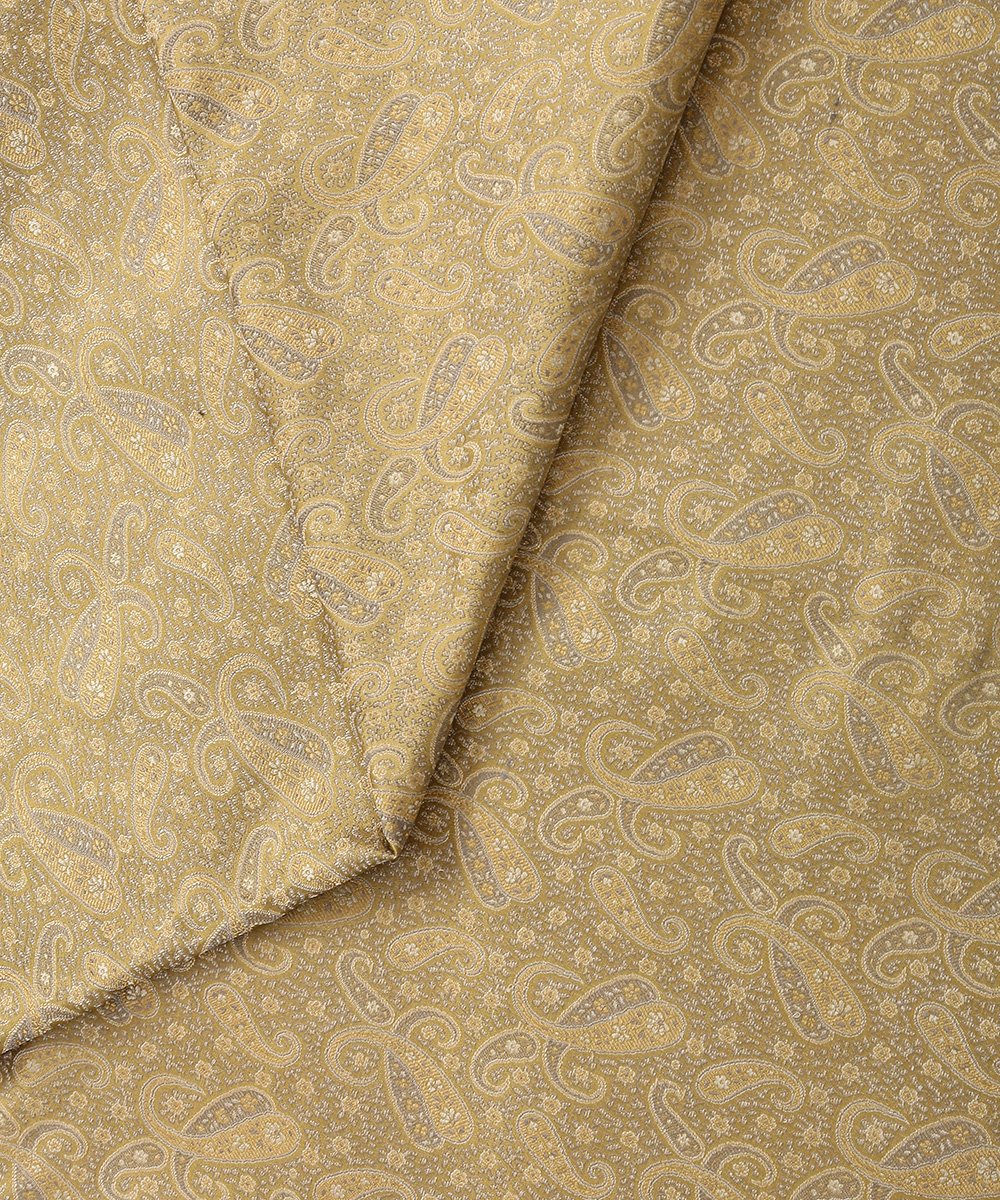 Handloom_Beige_Three_Color_Jamawar_Banarasi_Fabric_WeaverStory_04