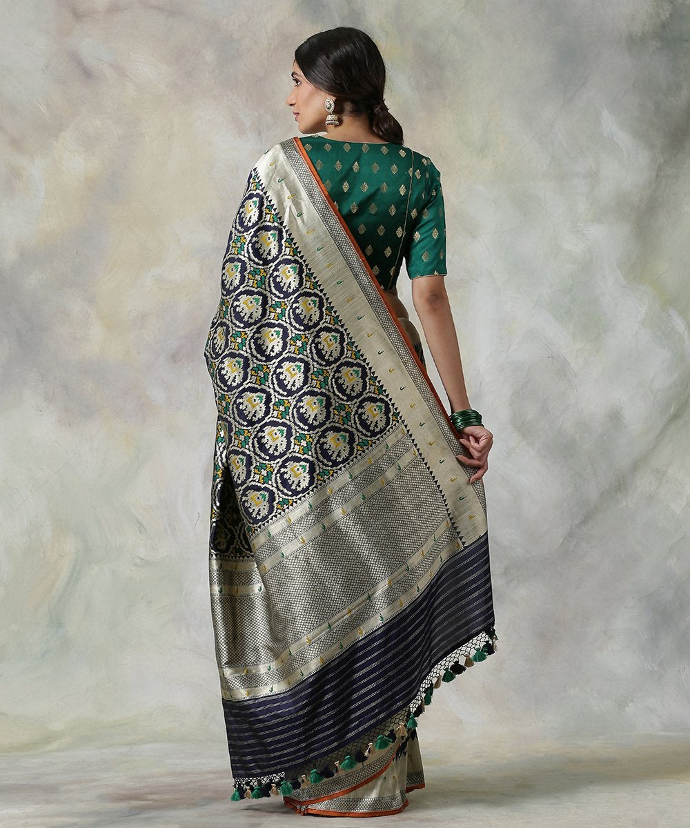 Handloom_Black_Pure_Katan_Silk_Banarasi_Patola_Saree_WeaverStory_03
