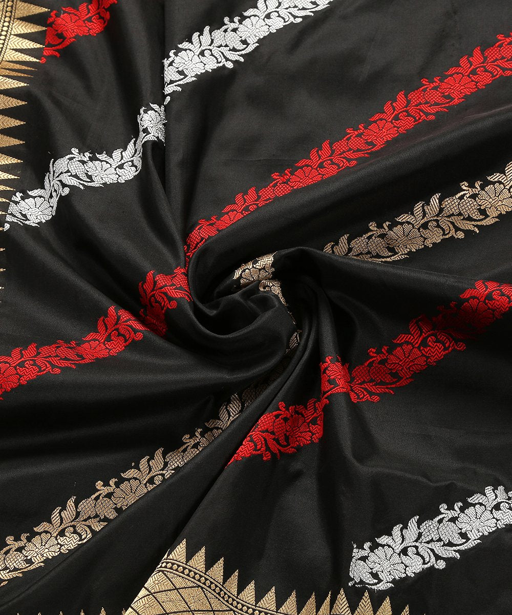 Handloom_Black_Banarasi_Pure_Katan_Silk_Dupatta_with_Aada_Bel_WeaverStory_05