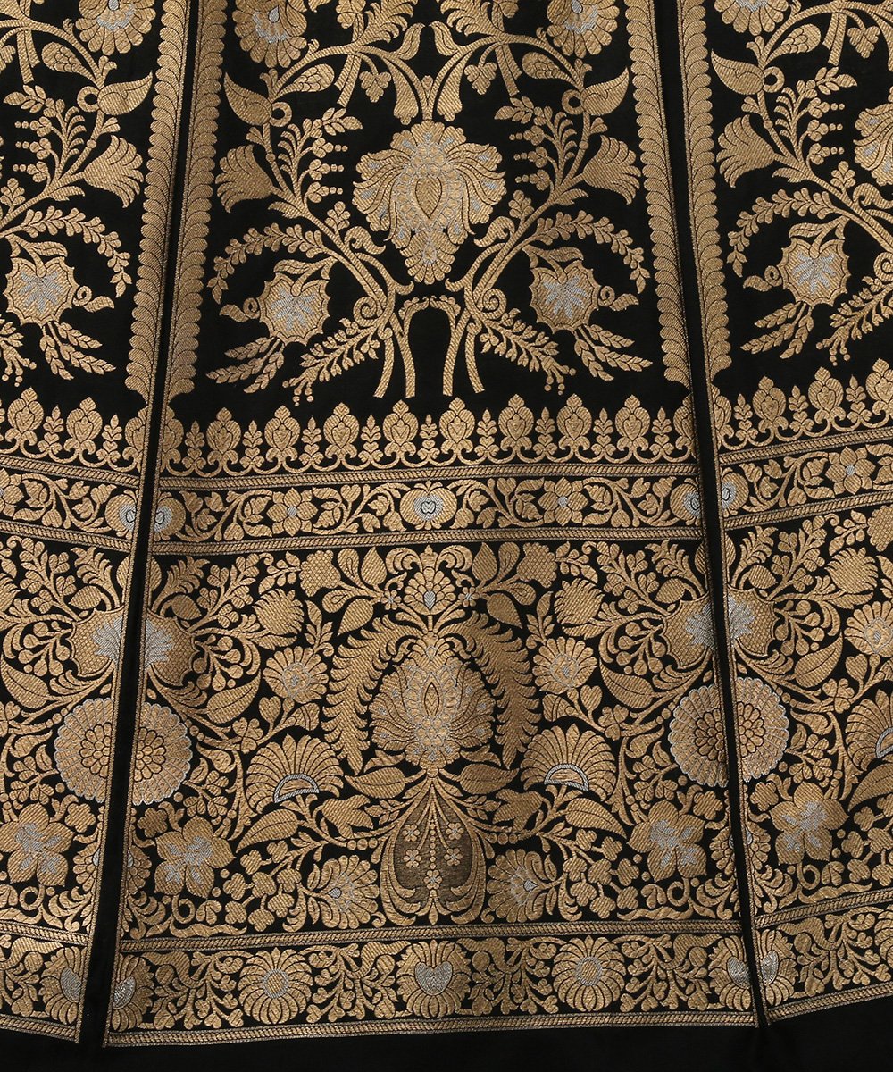 Handloom_Black_Banarasi_Lehenga_with_Sona_Rupa_Zari_Work_and_Tanchoi_Blouse_WeaverStory_04