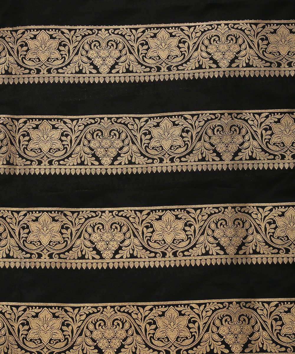 Handloom_Black_Banarasi_Lehenga_with_Sona_Rupa_Zari_Work_and_Tanchoi_Blouse_WeaverStory_07