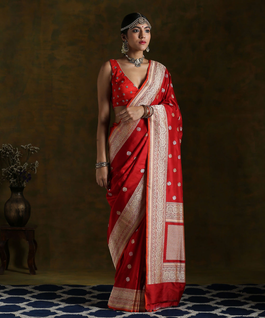 Handloom_Blood_Red_Kadhwa_Booti_Saree_With_Gold_And_Silver_Zari_WeaverStory_02