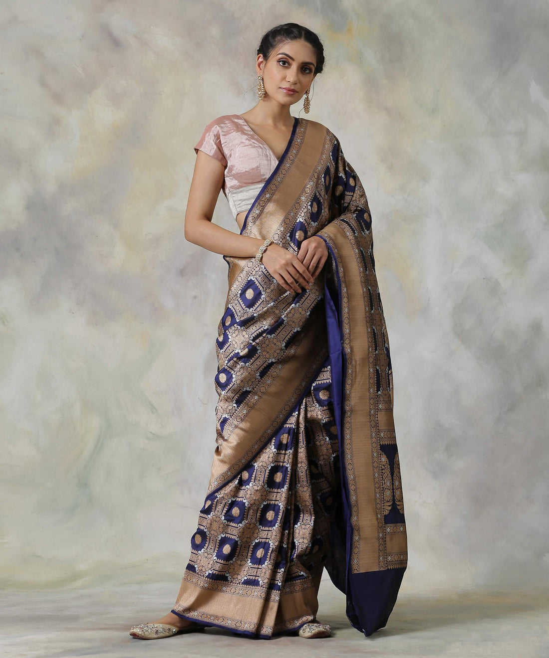 Handloom_Blue_Pure_Katan_Silk_Banarasi_Saree_With_Gold_and_Silver_Zari_Squares_WeaverStory_02