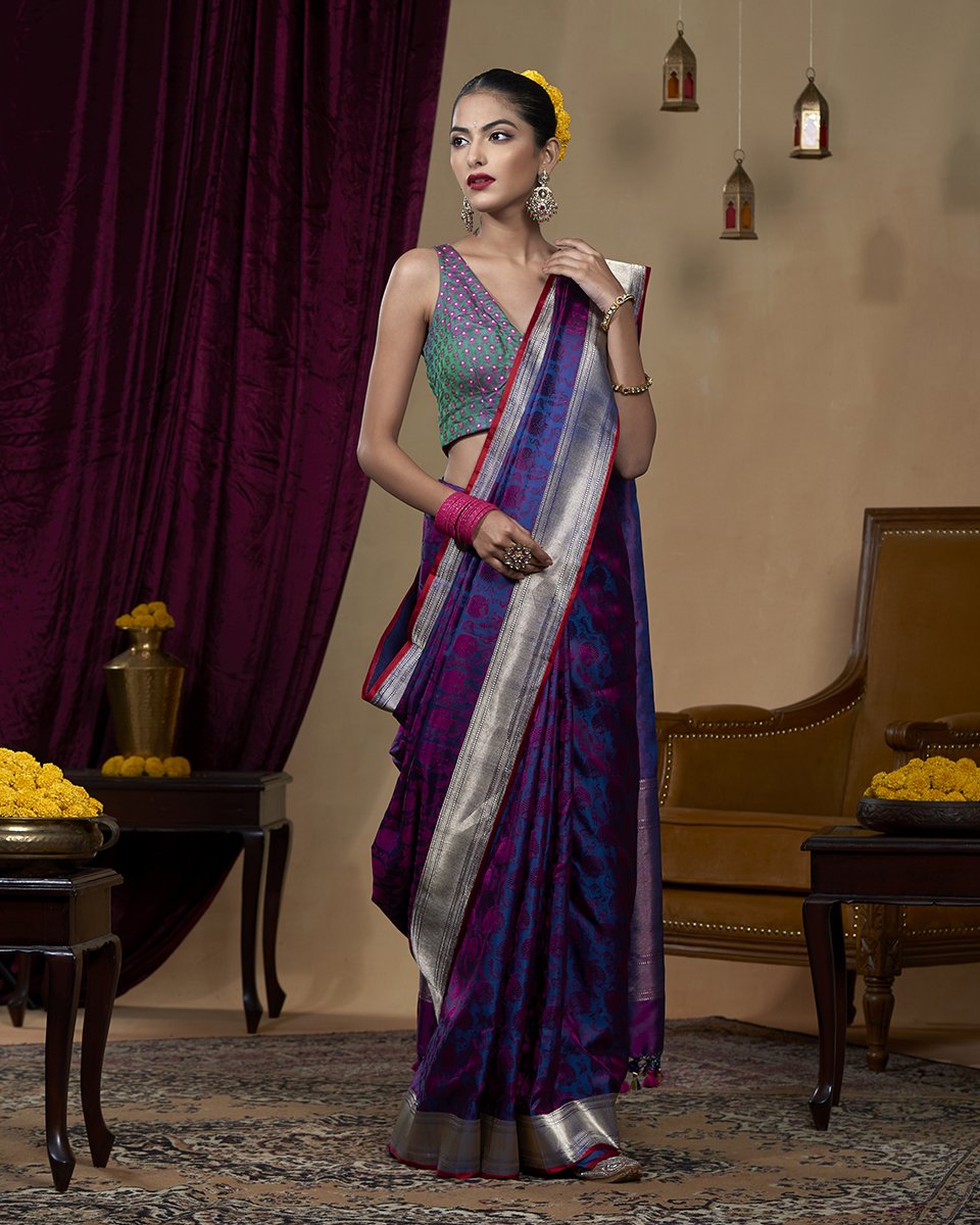 Handloom_Blue_Pure_Katan_Silk_Tanchoi_Jamawar_Banarasi_Saree_with_Peacock_Motifs_WeaverStory_02