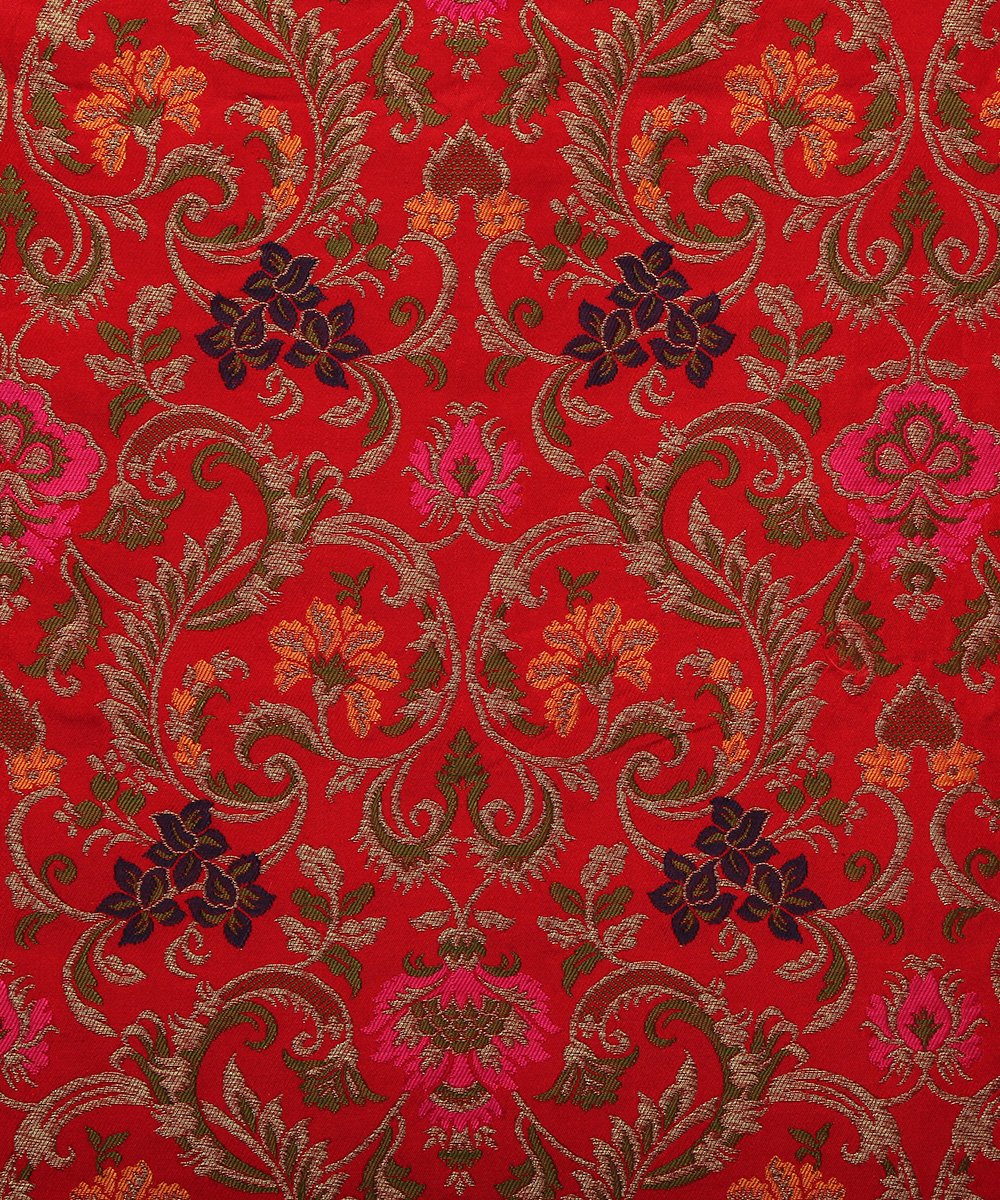 Handloom_Red_Pure_Katan_Silk_Banarasi_Kimkhab_Fabric_with_Meenakari_WeaverStory_03