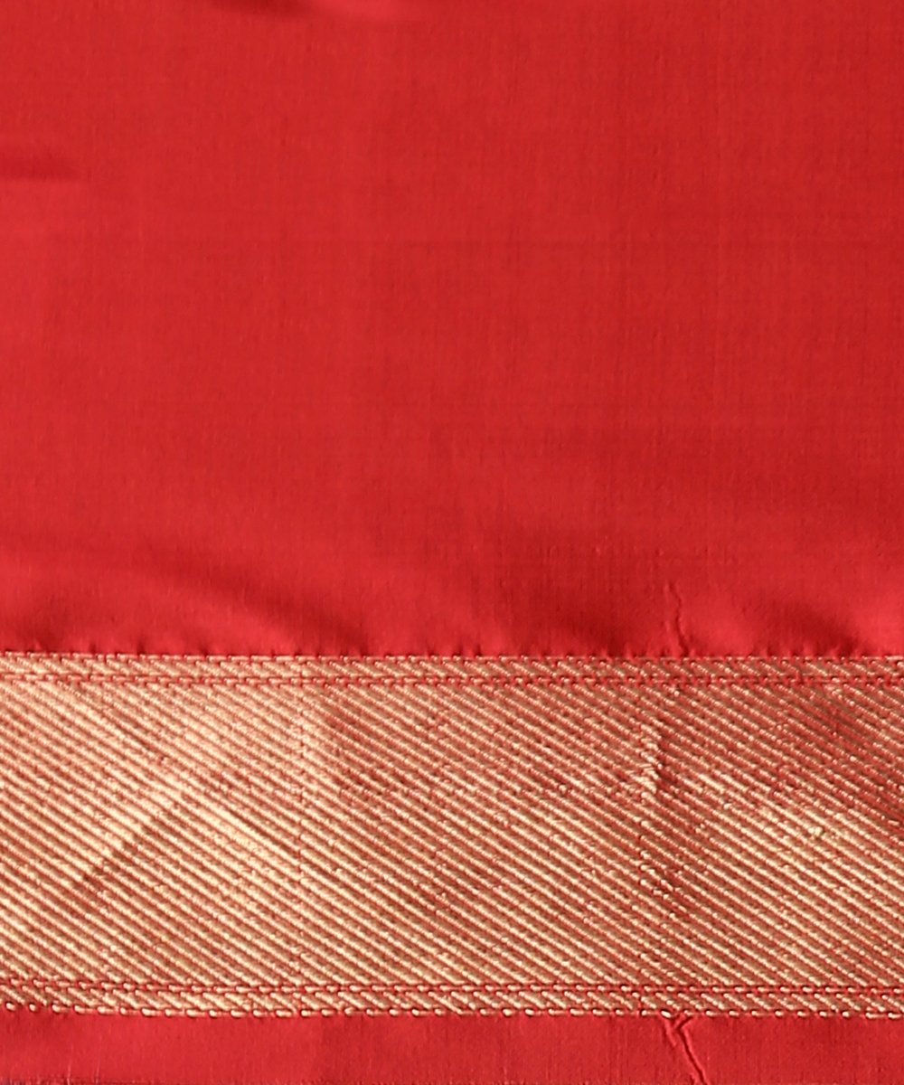 Handloom_Blue_Zari_Brocade_Banarasi_Saree_With_Red_Satin_Border_and_Blouse_WeaverStory_05