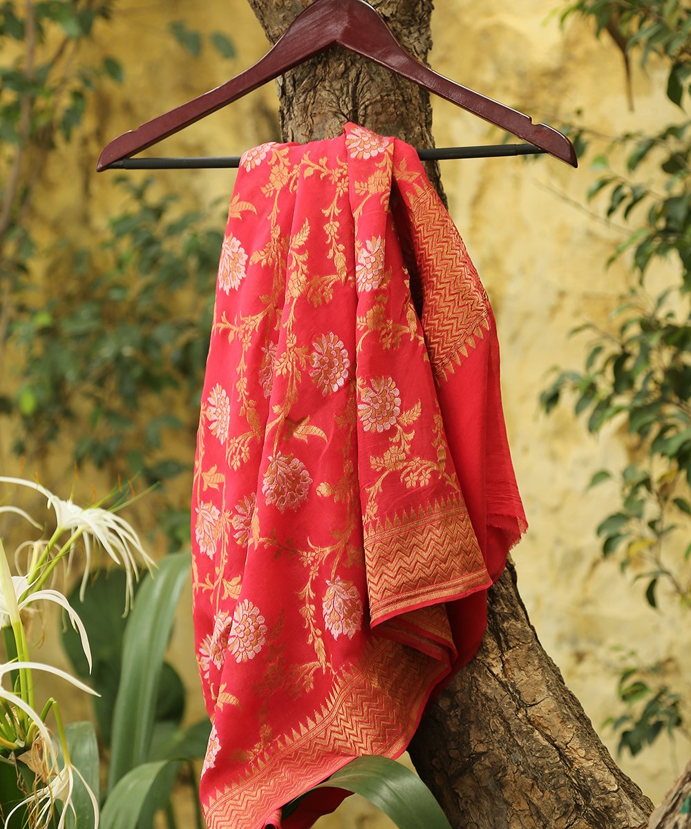 Handloom_Coral_Georgette_Cutwork_Banarasi_Dupatta_with_Jangla_Design_WeaverStory_01