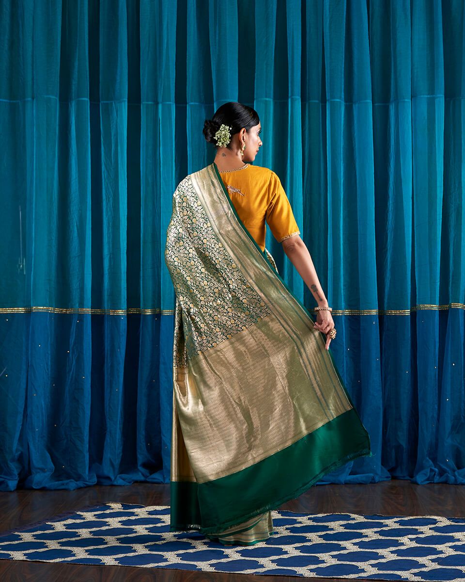 Emerald_Green_Kimkhab_Handloom_Banarasi_Saree_with_Meenakari_WeaverStory_03